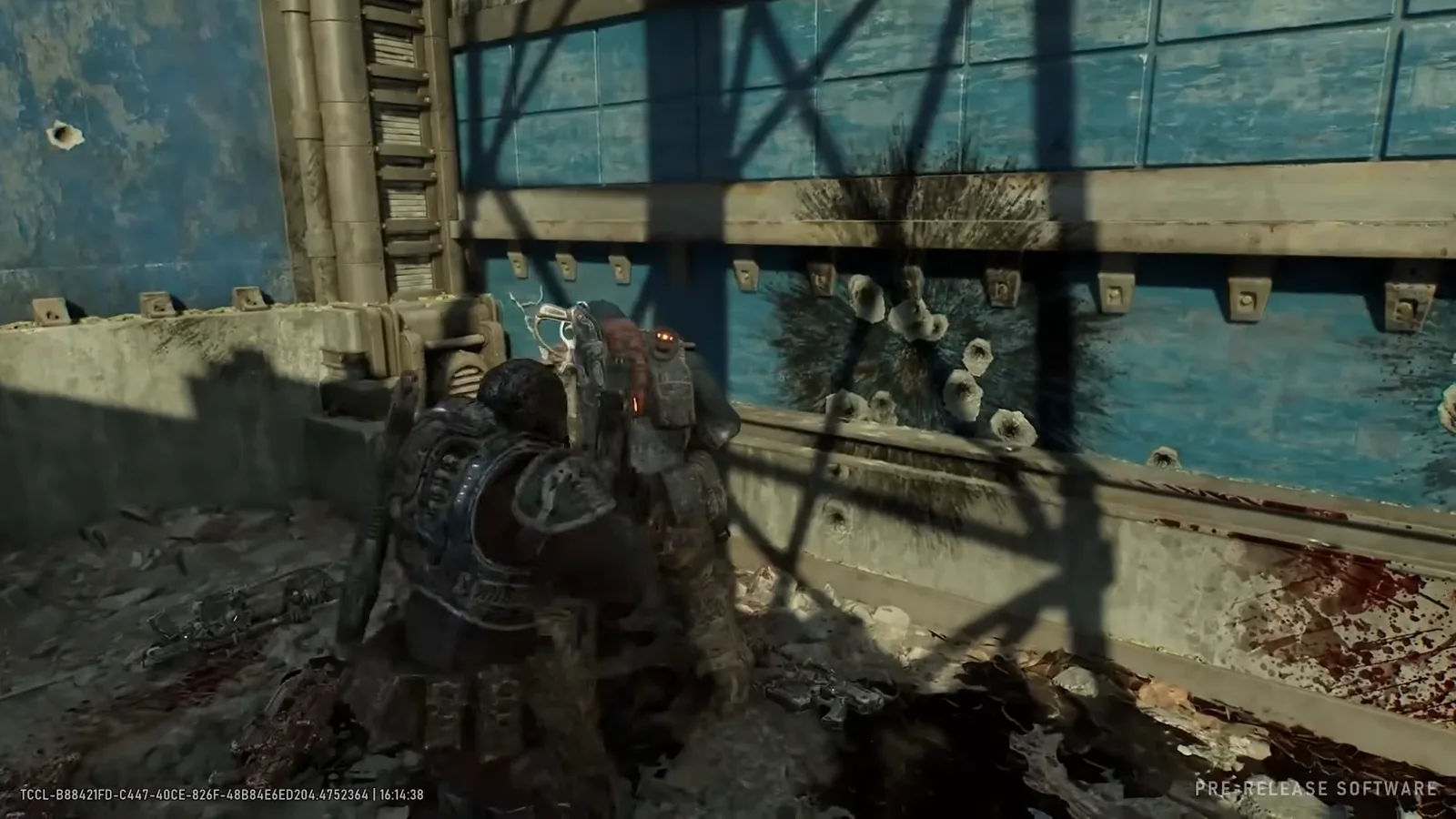 A COG Gear slams a Locust drone against a bullet-scarred blue wall during the Gut-Puncher's melee finisher animation